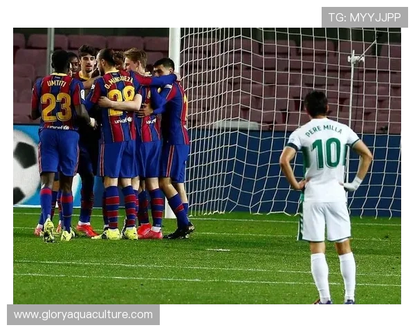 埃尔切主帅豪言若不信能胜巴萨宁愿宅家看电视彰显必胜信心